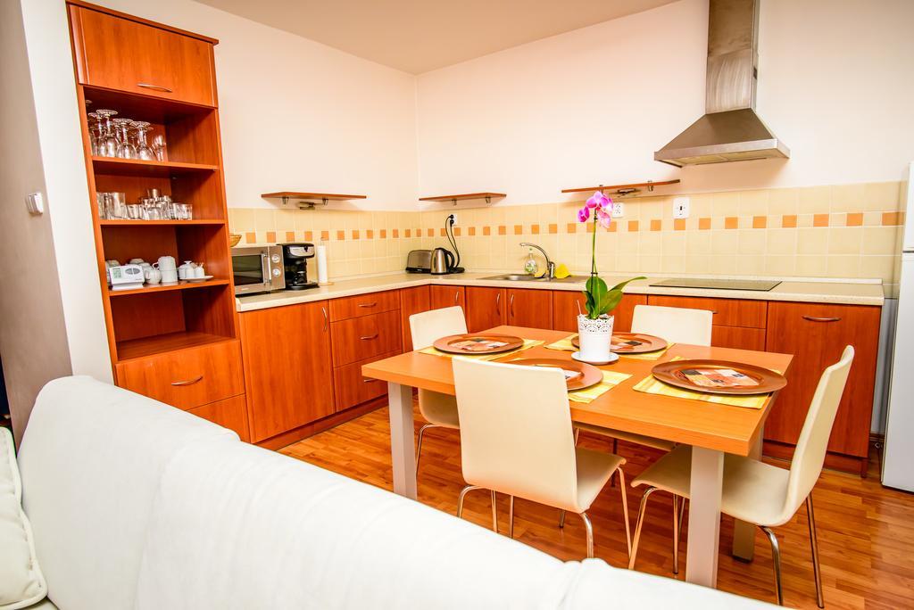 Apartment Downtown Zilina Luaran gambar