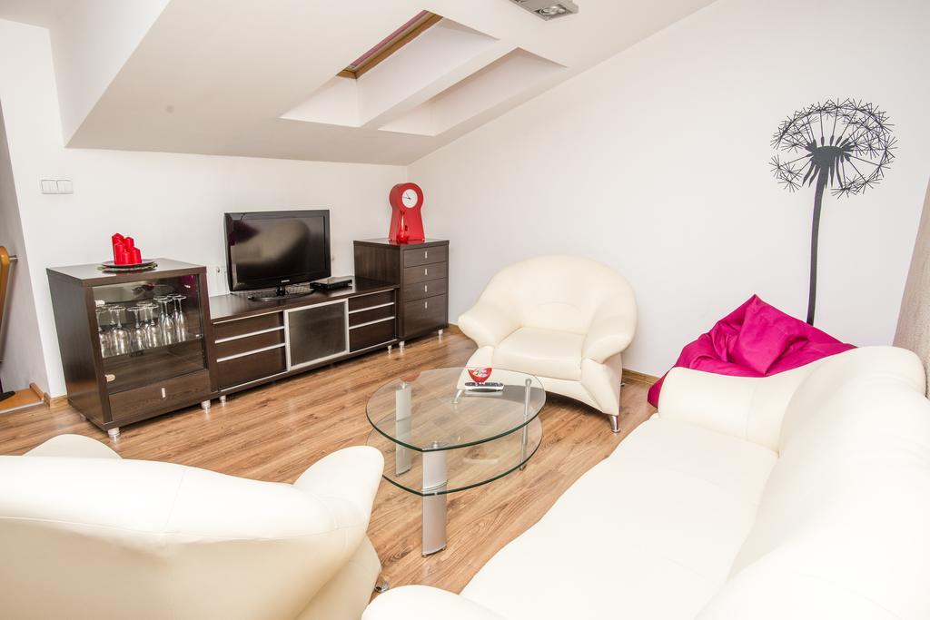 Apartment Downtown Zilina Luaran gambar